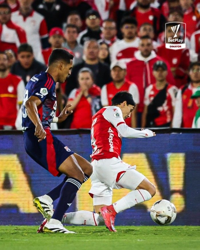Santa Fe vs Medellín durante el empate en el Campín